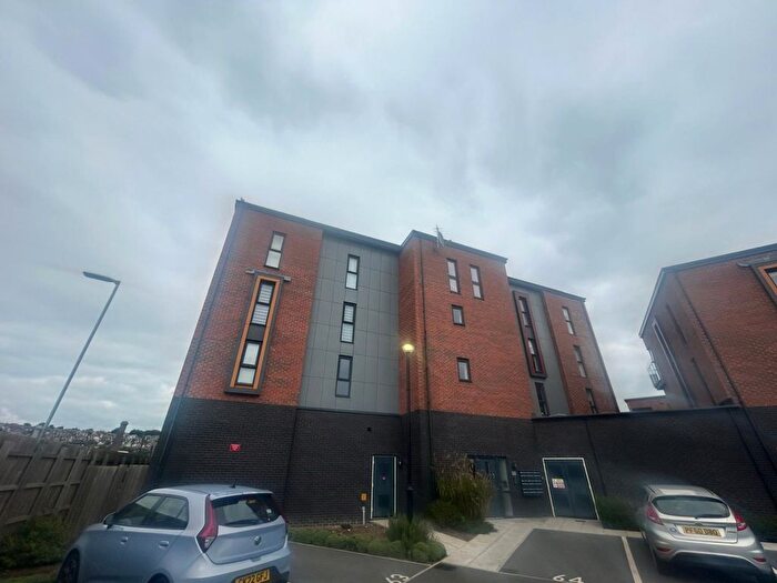 2 Bedroom Flat To Rent In Clos Y Rheilffordd, Barry, CF62