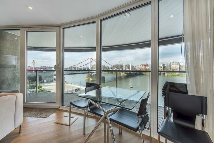 2 Bedroom Apartment To Rent In Queenstown Road London, SW11