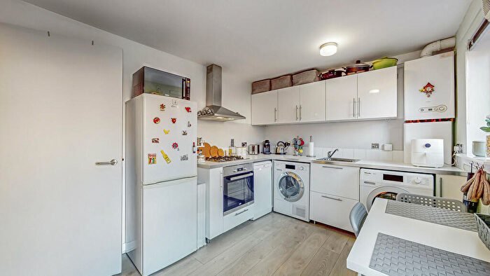 1 Bedroom Flat For Sale In Anderson Street, Partick, G11