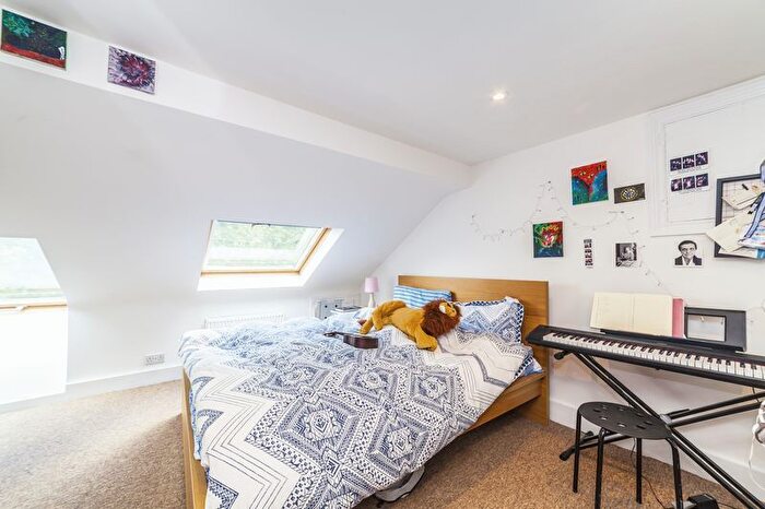 2 Bedroom Flat To Rent In St. Dunstans Road, London, W6