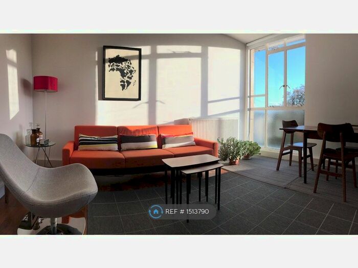 2 Bedroom Flat To Rent In Winchester House, London, W2