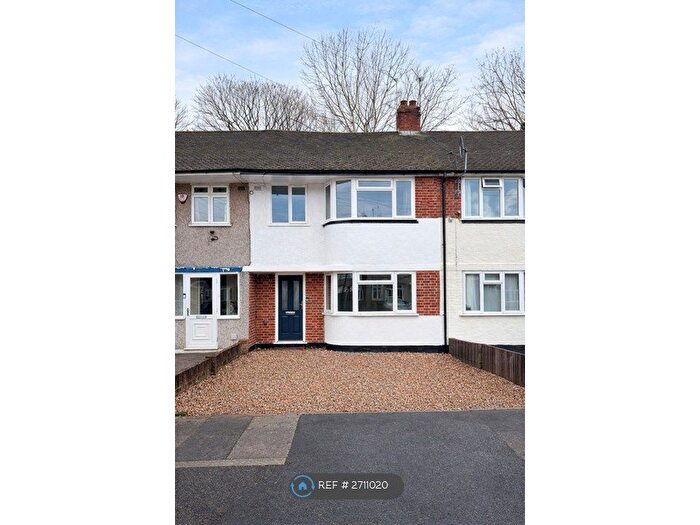 3 Bedroom End Of Terrace House To Rent In Riverside Drive, Mitcham, CR4