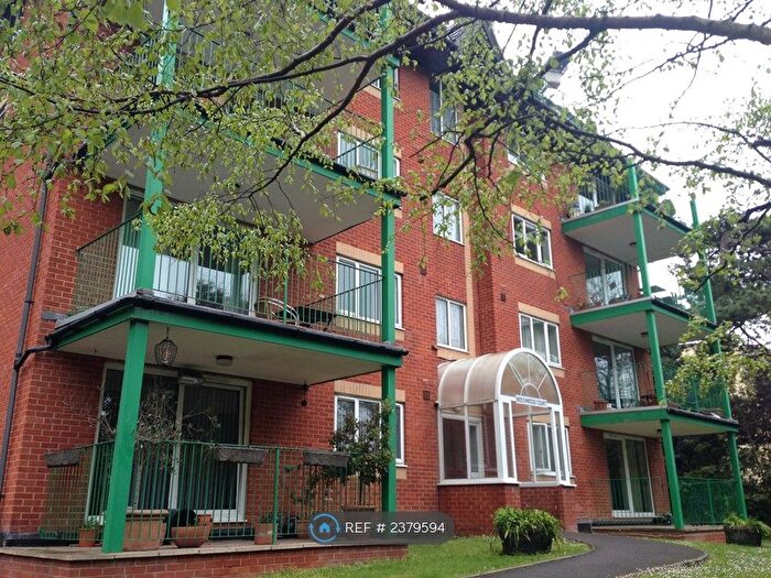 2 Bedroom Flat To Rent In Beechwood Court, Bournemouth, BH2