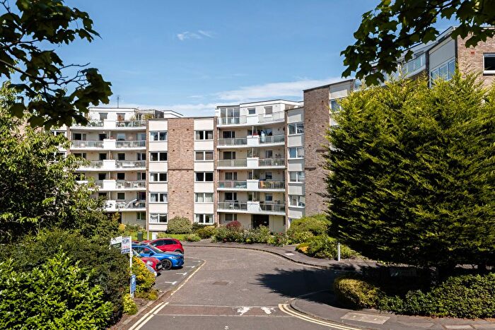 3 Bedroom Flat For Sale In / Orchard Brae Avenue, Edinburgh, EH4