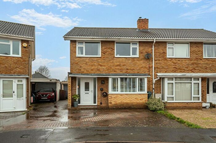 3 Bedroom Semi Detached House For Sale In John Herring Crescent, Stratton St Margaret, Swindon, SN3
