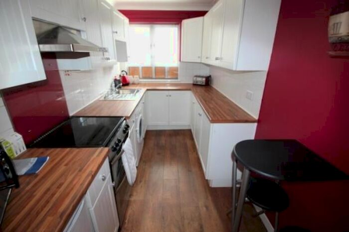 1 Bedroom Flat To Rent In Ashvale Court, Aberdeen, AB10