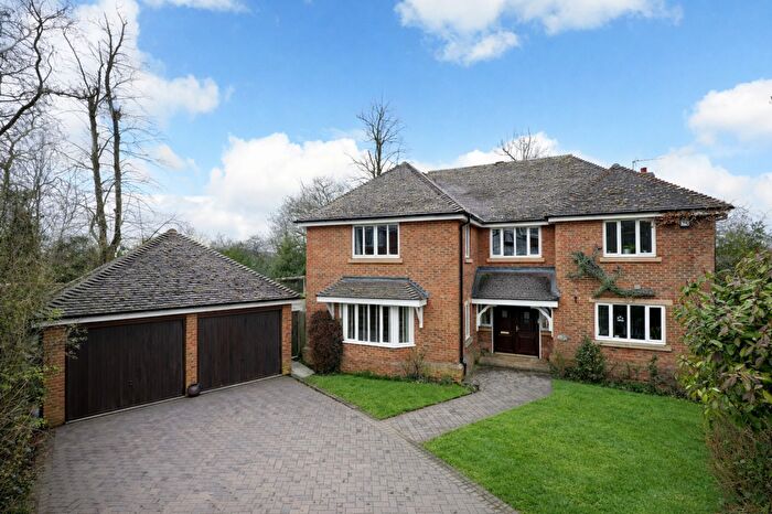 4 Bedroom Detached House For Sale In Billington Road, Leighton Buzzard, LU7