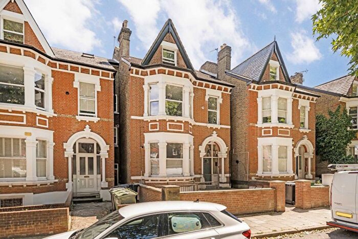 1 Bedroom Flat To Rent In Mount Nod Road, Streatham, SW16