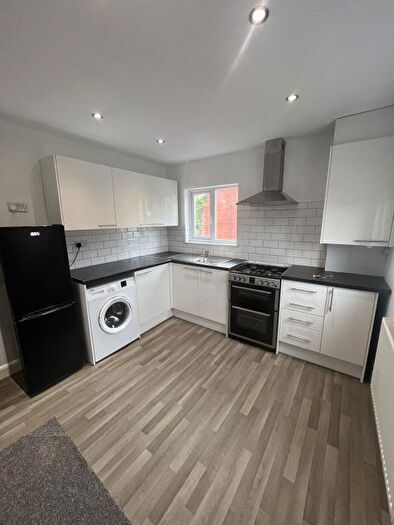 2 Bedroom Flat To Rent In Philip Lane, London, N15