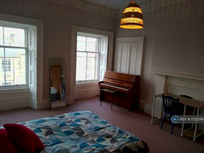 5 Bedroom Flat To Rent In Lauriston Park, Edinburgh, EH3