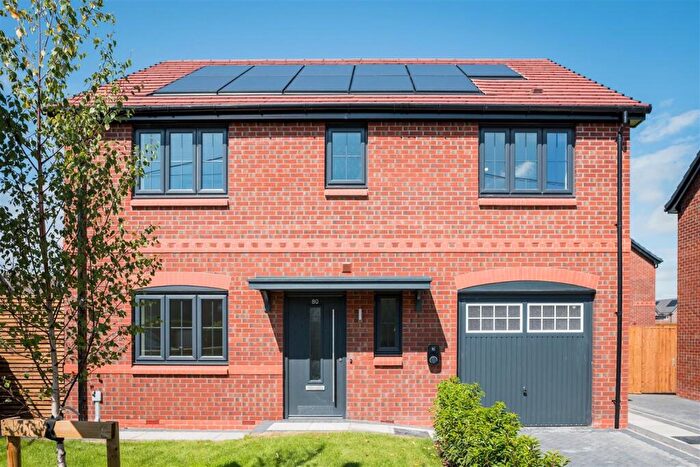 4 Bedroom Detached House For Sale In Stoneley Road, CW1