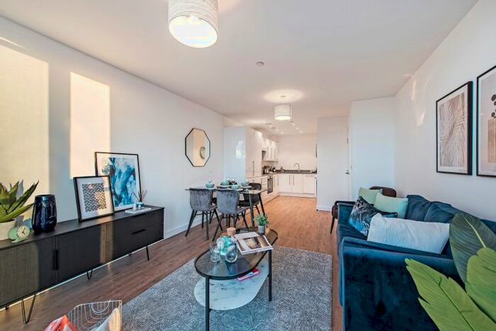 1 Bedroom Flat To Rent In Blyth Road, Hayes, UB3