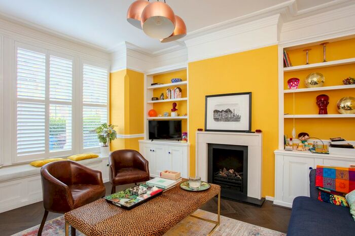 4 Bedroom Terraced House To Rent In Ml - Elfindale Road, London, SE24