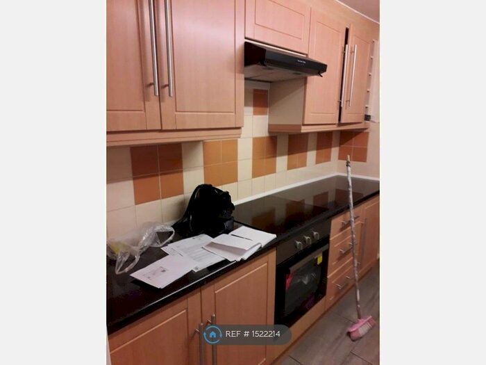 2 Bedroom End Of Terrace House To Rent In Mayfield, Waltham Abbey, EN9