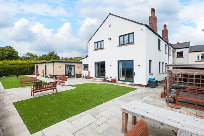 5 Bedroom Link Detached House For Sale In High Lane, Ridgeway, S12