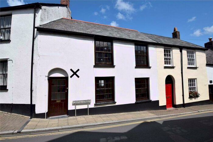 2 Bedroom Terraced House To Rent In Castle Street, Great Torrington, Devon, EX38