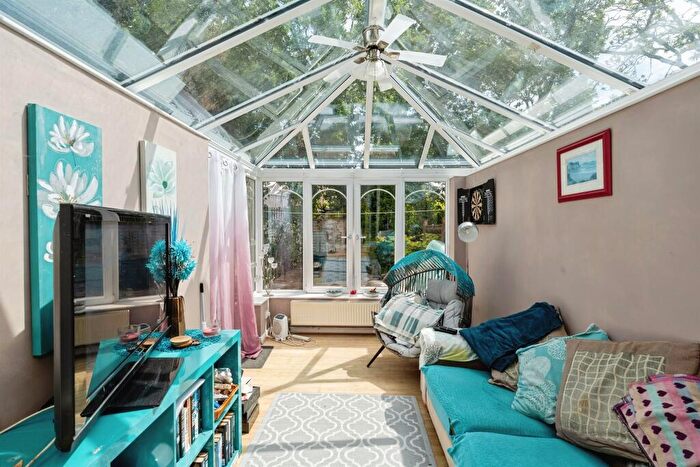 3 Bedroom Semi-Detached Bungalow For Sale In Penyralltwen Park, Pontardawe, Swansea, SA8