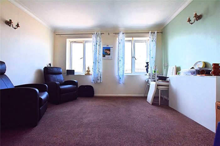 1 Bedroom Flat To Rent In Mayday Road, Thornton Heath, CR7