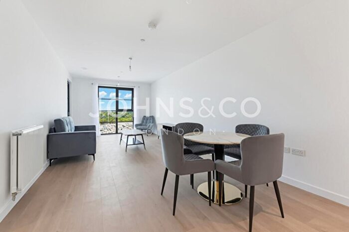 2 Bedroom Apartment To Rent In Sterling Place, New Malden, London, KT3
