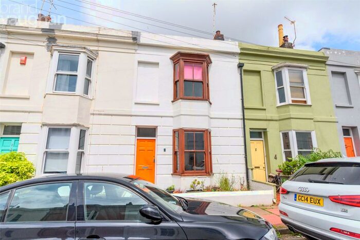 4 Bedroom Terraced House To Rent In College Gardens, Brighton, BN2