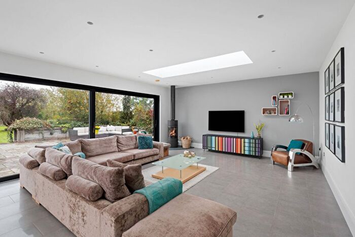 5 Bedroom Detached House For Sale In Kelvedon Road, Colchester, CO6