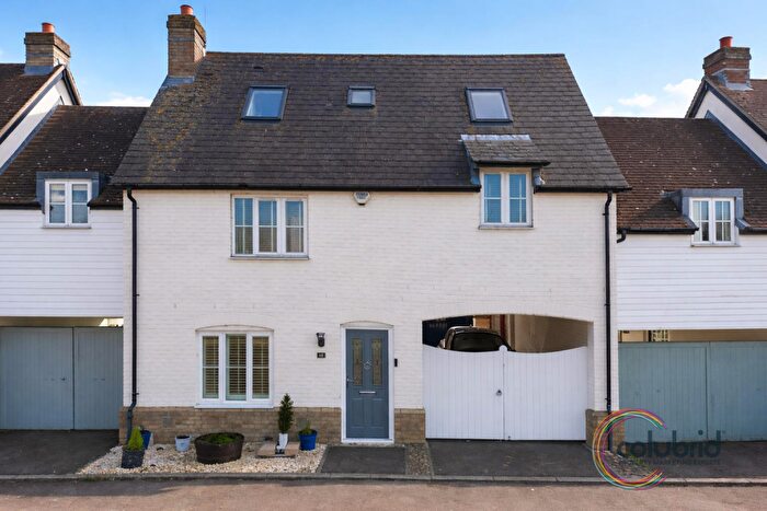 4 Bedroom Link Detached House For Sale In Allen Way, Chancellor Park, Chelmsford, CM2