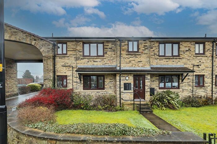 2 Bedroom Flat For Sale In Town Street, Horsforth, Leeds, West Yorkshire, LS18