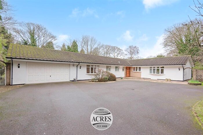 4 Bedroom Detached Bungalow For Sale In Endwood Drive, Little Aston Park, Sutton Coldfield, B74