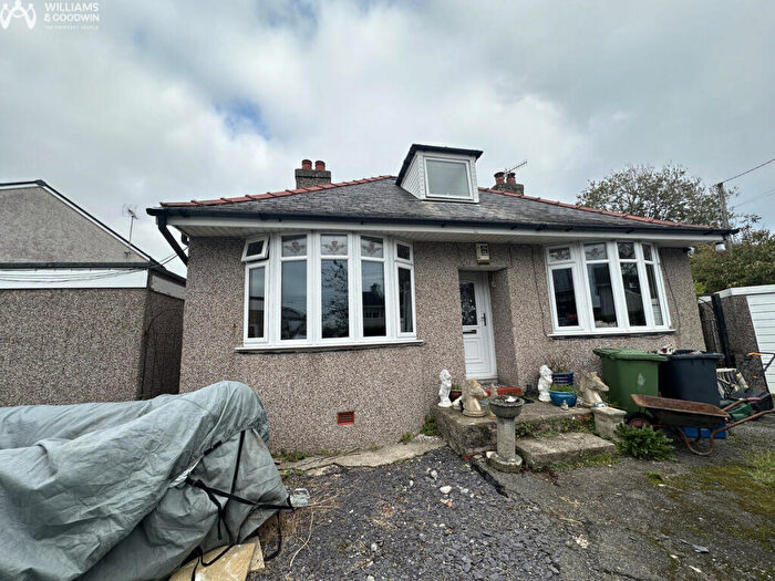 3 Bedroom Detached Bungalow For Sale In Ffordd Caergybi, Llanfairpwllgwyngyll, Anglesey, LL61