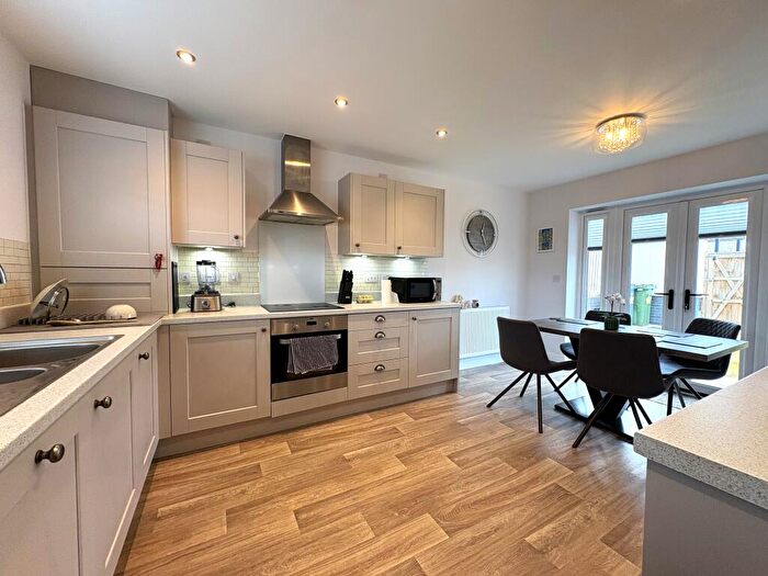 3 Bedroom Detached House To Rent In Tithebarn Way, Tithebarn, Exeter, EX1