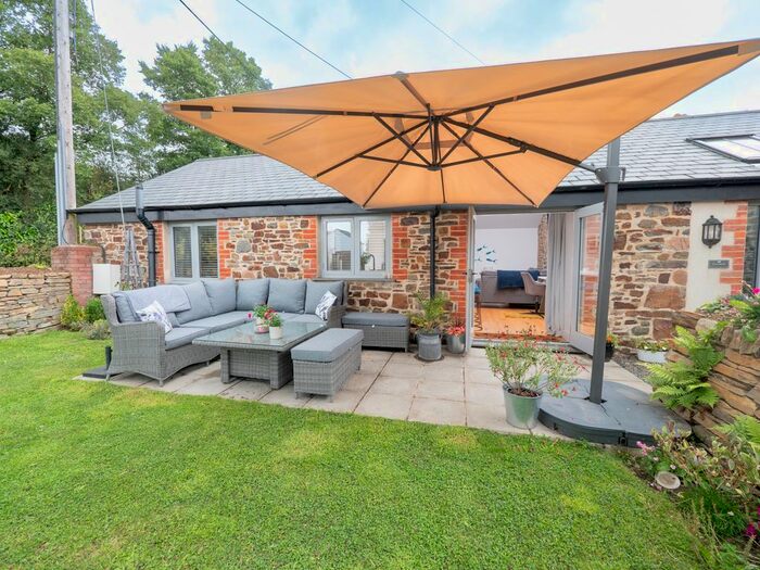 2 Bedroom Barn Conversion For Sale In Bridgerule, Holsworthy, Devon, EX22