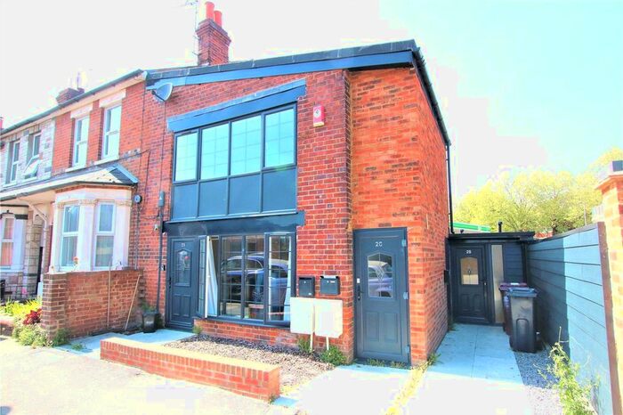 Studio To Rent In Randolph Road, Reading, Berkshire, RG1