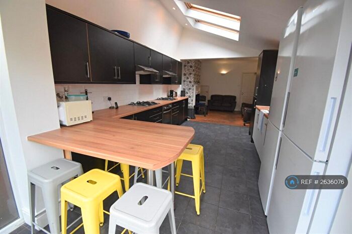 6 Bedroom Semi Detached House To Rent In Blenheim Road, Reading, RG1