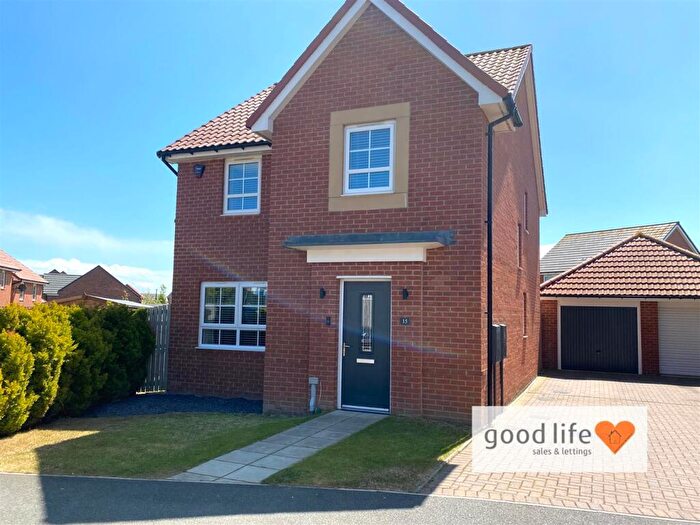 4 Bedroom Detached House For Sale In Burcombe Close, Cherry Tree Park, Sunderland, SR2