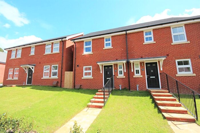 3 Bedroom End Of Terrace House To Rent In Paddocks Way, Ferndown, BH22