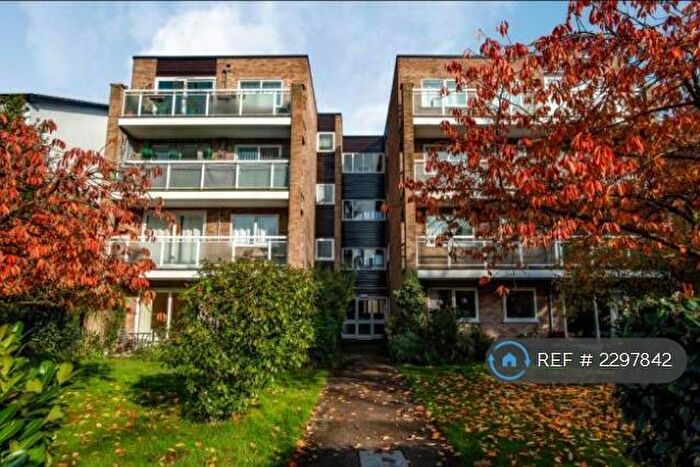 1 Bedroom Flat To Rent In St. Merryn Court, Beckenham, BR3