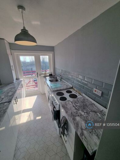 2 Bedroom Flat To Rent In Orbiston Place, Clydebank, G81