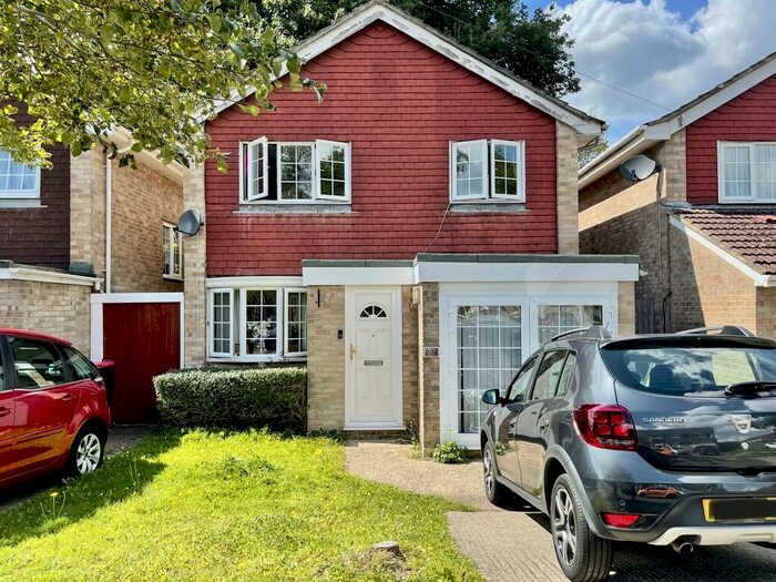 3 Bedroom Detached House To Rent In Heathfield, RH10