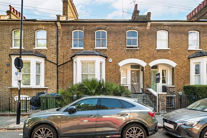 2 Bedroom Flat For Sale In Langdale Road, Greenwich, SE10
