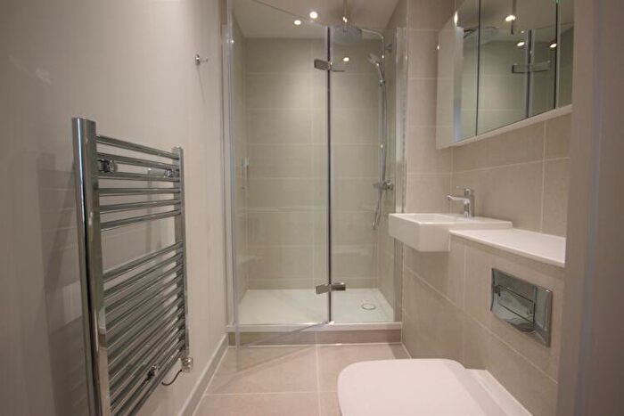 2 Bedroom Apartment To Rent In Stanley Street Manchester, M3