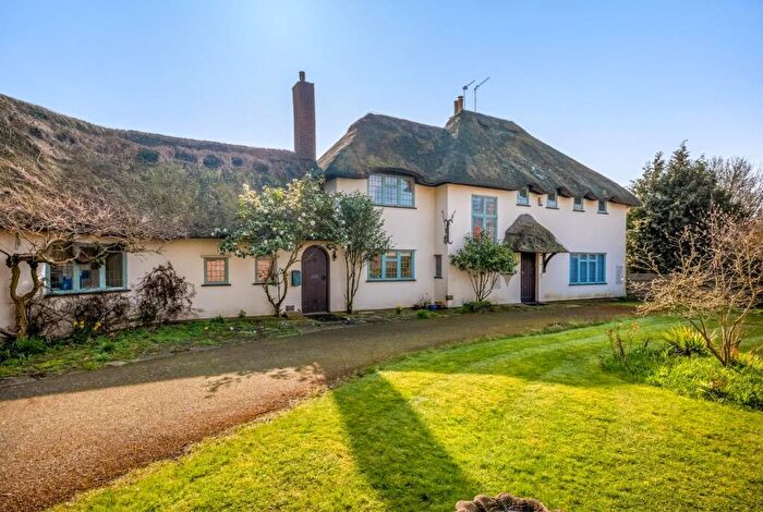 3 Bedroom Detached House For Sale In Church Road, Snitterfield, Stratford-upon-Avon, CV37