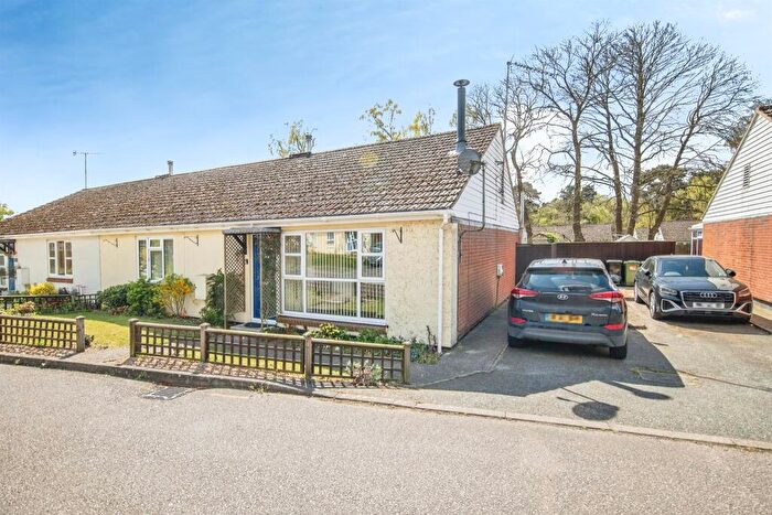 2 Bedroom Semi-Detached Bungalow For Sale In Easton Road, Sutton Heath, Woodbridge, IP12