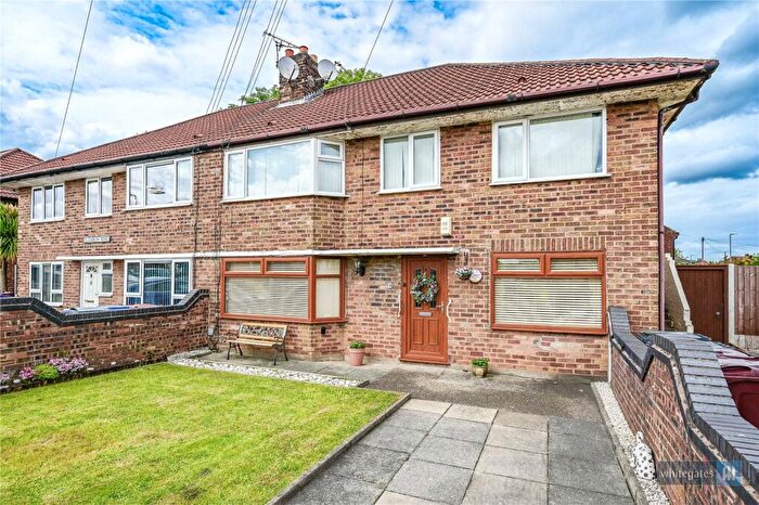 2 Bedroom Maisonette For Sale In Elizabeth Road, Huyton, Liverpool, Merseyside, L36