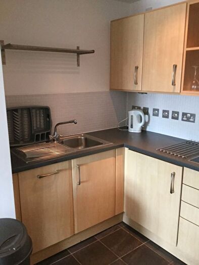 2 Bedroom Flat For Sale In Princess Way, Swansea, SA1