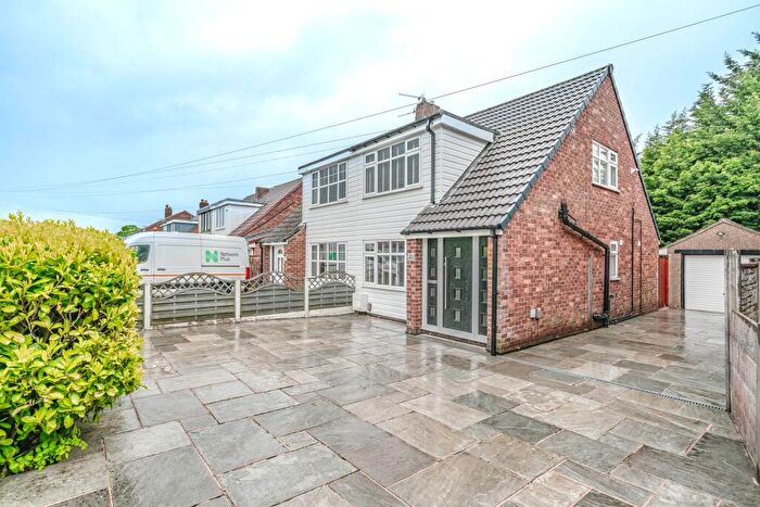 3 Bedroom Semi-Detached House For Sale In Pennine Avenue, Euxton, PR7