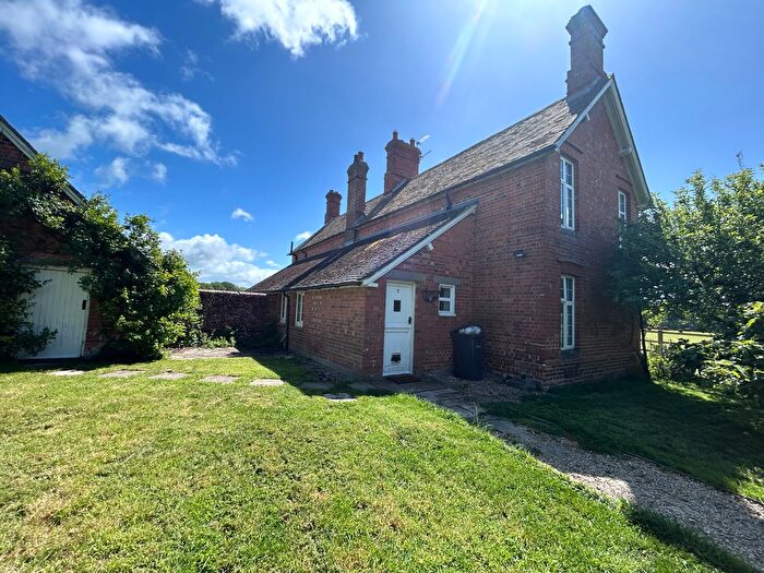 2 Bedroom Property To Rent In Salisbury, SP3