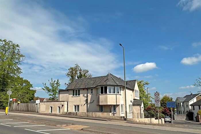 1 Bedroom Flat For Sale In Woodlands Road, Redhill, RH1