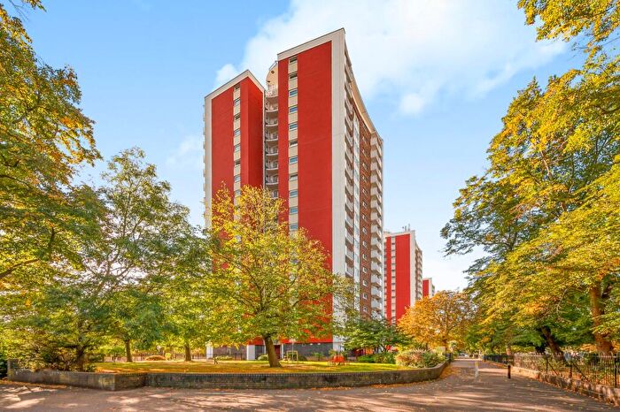 1 Bedroom Flat For Sale In Malling, Lewisham Park, SE13