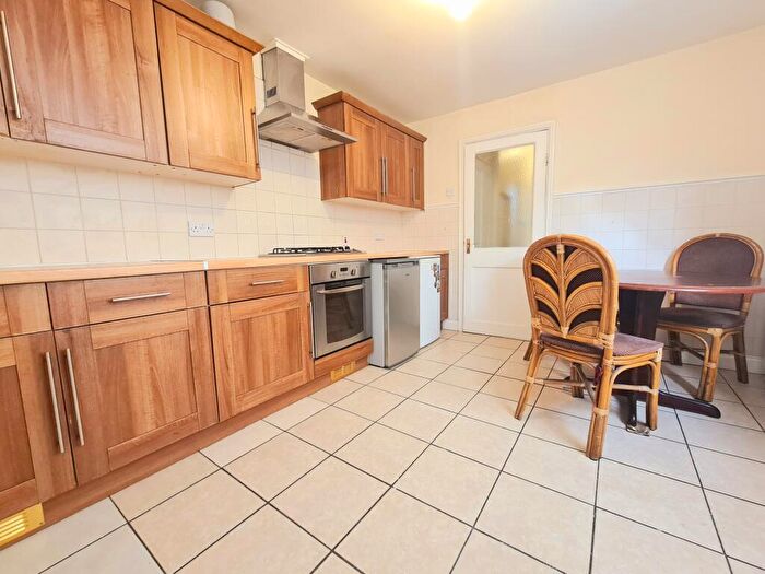 1 Bedroom Apartment To Rent In Samuel Street, Woolwich, SE18