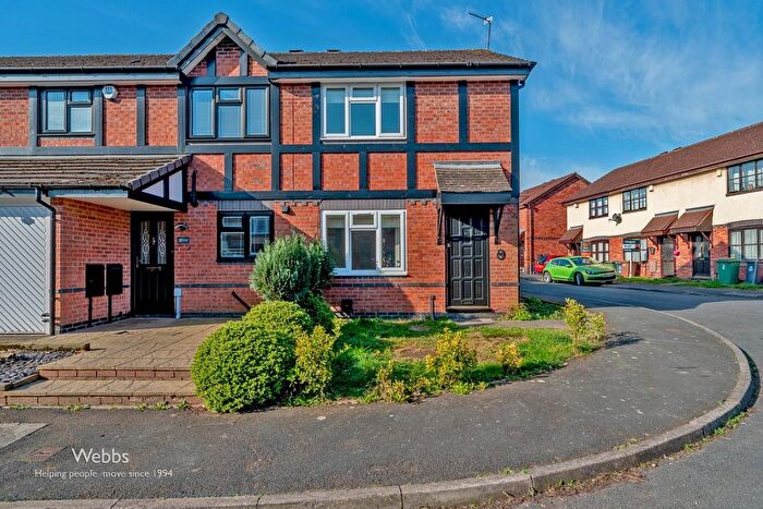 2 Bedroom End Terrace House For Sale In Turton Close, Walsall, WS3